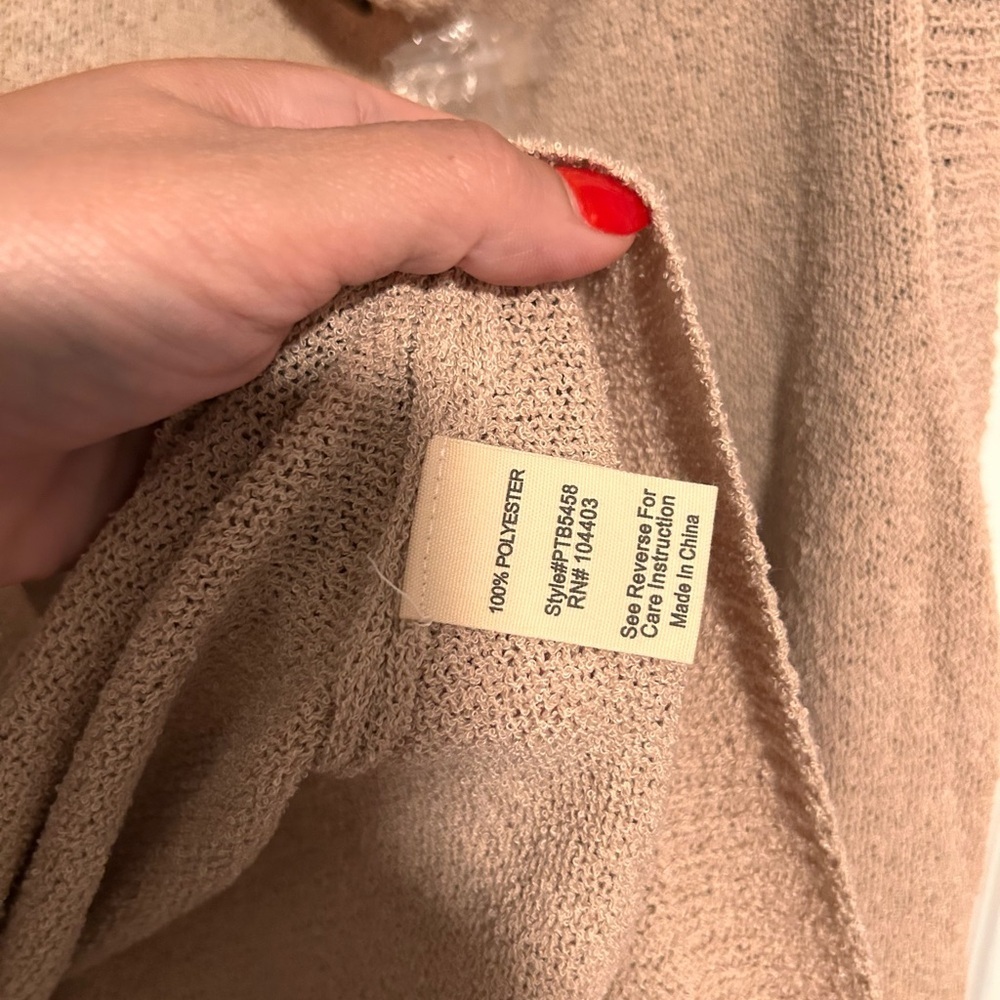 Perch by Blu Pepper Beige Sweater tank with buttons down - Picture 6 of 6